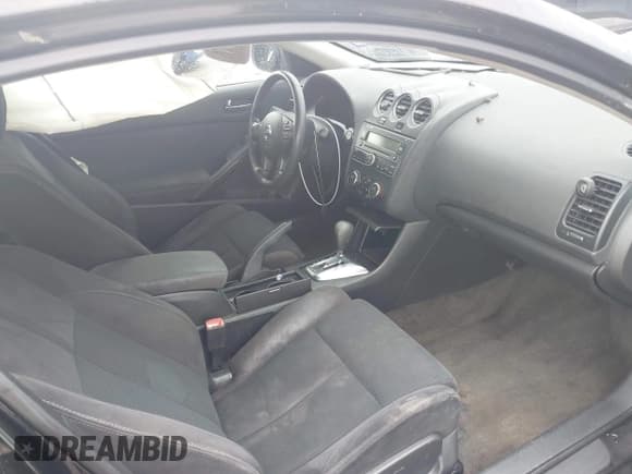 ✅ 2010 Nissan Altima S • VIN: 1N4AL2EP1AC187476 • Lot: 43035217. Listed on IAAI with 172,289 mi. Free auction sales archive from the USA and detailed vehicle history report at DreamBid. Image 5.