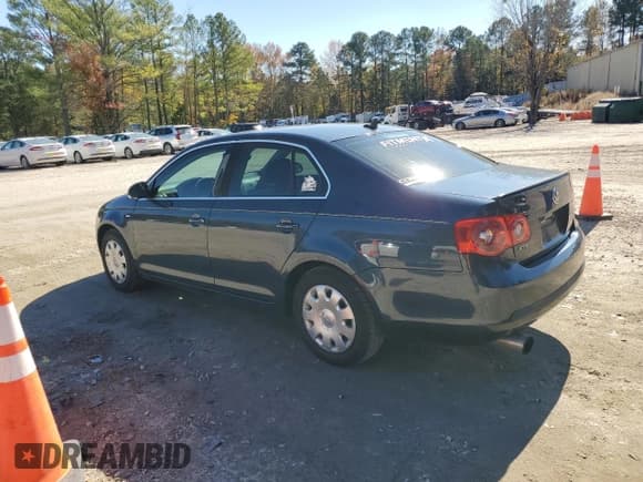 ✅ 2006 Volkswagen Jetta Edition • VIN: 3VWCT81K06M853486 • Lot: 86832795. Wystawiony na Copart z przebiegiem 261 870 mil. Bezpłatny archiwum sprzedaży aukcyjnych z USA i szczegółowy raport historii pojazdu na DreamBid. Zdjęcie 2.