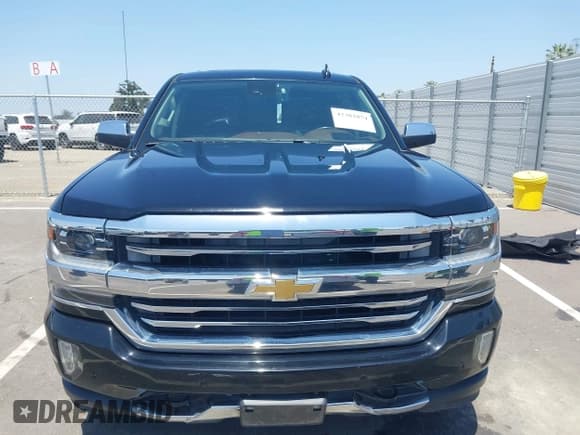 ✅ 2016 Chevrolet Silverado 1500 High Country • VIN: 3GCPCTEC3GG384338 • Lot: 42382874. Wystawiony na IAAI z przebiegiem 120 846 mil. Bezpłatny archiwum sprzedaży aukcyjnych z USA i szczegółowy raport historii pojazdu na DreamBid. Zdjęcie 12.