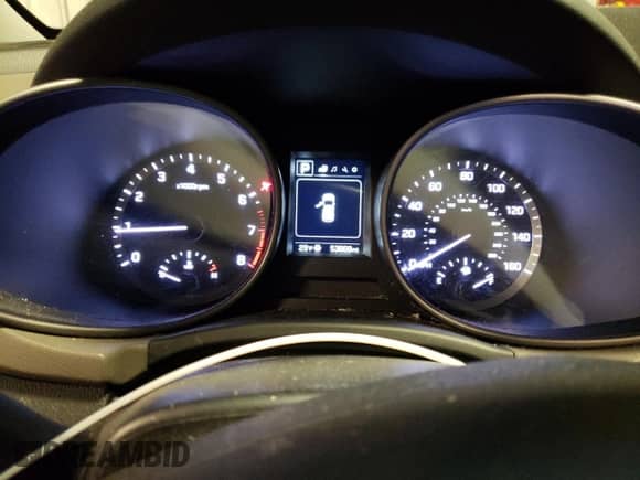 ✅ 2017 Hyundai Santa Fe 2.4L • VIN: 5XYZTDLB9HG428349 • Lot: 71303772. Wystawiony na Copart z przebiegiem 53 868 mil mil. Skorzystaj z bezpłatnego archiwum sprzedaży aukcyjnych z USA i zobacz szczegółowy raport historii pojazdu na DreamBid. Zdjęcie 9.