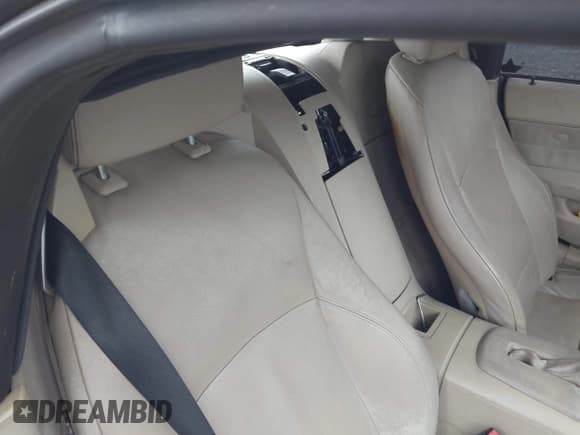 ✅ 2003 BMW Z4 2.5i • VIN: 4USBT33423LR62233 • Lot: 43586379. Listed on IAAI with 164,862 mi. Free auction sales archive from the USA and detailed vehicle history report at DreamBid. Image 8.