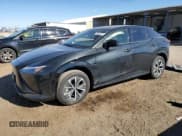 ✅ 2025 Lexus RZ RZ 450e • VIN: JTJAAAAB2SA030263 • Лот: 90689315. Опубликован ранее на Copart с пробегом 7 472 миль. Бесплатный доступ к архиву аукционных продаж из США и подробный отчёт об истории автомобиля на DreamBid. Изображение 1.