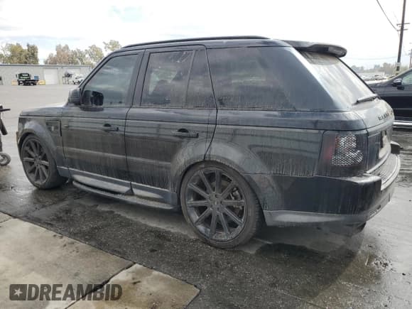 ✅ 2013 Land Rover Range Rover Sport HSE Lux • VIN: SALSK2D41DA813450 • Lot: 85949125. Listed on Copart with 144,066 mi. Free auction sales archive from the USA and detailed vehicle history report at DreamBid. Image 2.