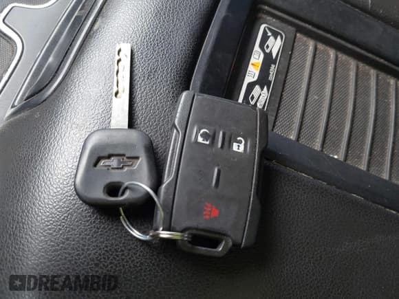 ✅ 2017 Chevrolet Silverado 2500HD Work Truck • VIN: 1GC1KUEY2HF229468 • Lot: 42615385. Wystawiony na IAAI z przebiegiem 88 472 mil. Bezpłatny archiwum sprzedaży aukcyjnych z USA i szczegółowy raport historii pojazdu na DreamBid. Zdjęcie 11.