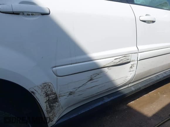 ✅ 2008 Chevrolet Equinox LT • VIN: 2CNDL33F886061962 • Lot: 41796866. Listed on IAAI with 98,868 mi. Free auction sales archive from the USA and detailed vehicle history report at DreamBid. Image 6.