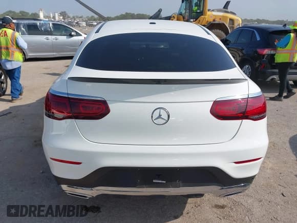 ✅ 2022 Mercedes-Benz GLC 300 • VIN: W1N0J8EB8NG018694 • Lot: 43076672. Wystawiony na IAAI z przebiegiem 42 987 mil. Bezpłatny archiwum sprzedaży aukcyjnych z USA i szczegółowy raport historii pojazdu na DreamBid. Zdjęcie 16.