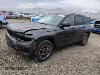 ✅ 2022 Jeep Grand Cherokee Trailhawk • VIN: 1C4RJHCG6N8625720 • Lot: 85773334. Listed on Copart with 18,077 mi. Free auction sales archive from the USA and detailed vehicle history report at DreamBid. Image 1.
