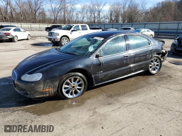 ✅ 2000 Chrysler LHS • VIN: 2C3HC56G6YH333438 • Лот: 50372495. Опубликован ранее на Copart с пробегом 97 826 миль. Бесплатный доступ к архиву аукционных продаж из США и подробный отчёт об истории автомобиля на DreamBid. Изображение 1.