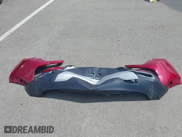 ✅ 2020 Buick Encore GX Essence • VIN: KL4MMFSL0LB099955 • Лот: 42852624. Опубликован ранее на IAAI с пробегом 81 385 миль. Бесплатный доступ к архиву аукционных продаж из США и подробный отчёт об истории автомобиля на DreamBid. Изображение 12.