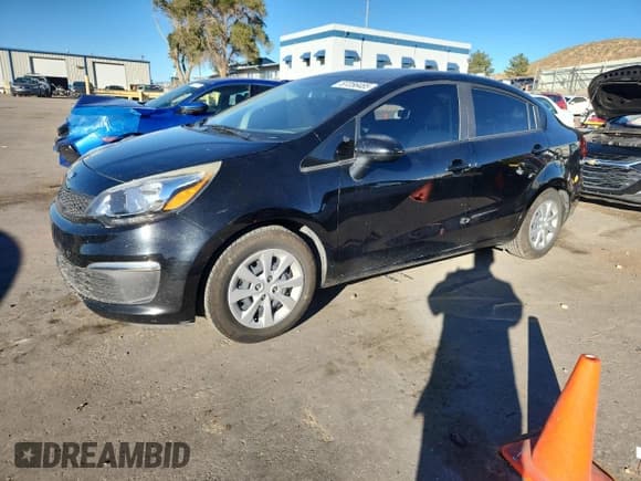 ✅ 2017 Kia Rio LX • VIN: KNADM4A38H6038605 • Lot: 87256485. Wystawiony na Copart z przebiegiem 57 328 mil. Bezpłatny archiwum sprzedaży aukcyjnych z USA i szczegółowy raport historii pojazdu na DreamBid. Zdjęcie 1.