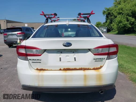 ✅ 2017 Subaru Impreza Premium • VIN: 4S3GKAB64H3614740 • Lot: 42568465. Listed on IAAI with 166,340 mi. Free auction sales archive from the USA and detailed vehicle history report at DreamBid. Image 17.