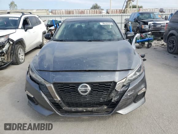 ✅ 2019 Nissan Altima SR • VIN: 1N4BL4CV7KC157563 • Lot: 86167275. Wystawiony na Copart z przebiegiem 100 968 mil. Bezpłatny archiwum sprzedaży aukcyjnych z USA i szczegółowy raport historii pojazdu na DreamBid. Zdjęcie 5.