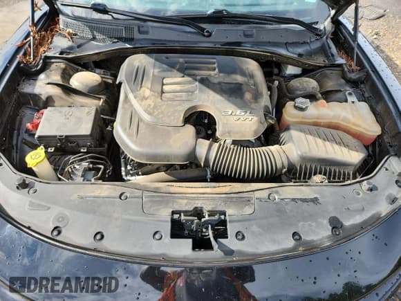 ✅ 2020 Dodge Charger SXT • VIN: 2C3CDXBG7LH144458 • Lot: 83989175. Wystawiony na Copart z przebiegiem 111 524 mil. Bezpłatny archiwum sprzedaży aukcyjnych z USA i szczegółowy raport historii pojazdu na DreamBid. Zdjęcie 11.