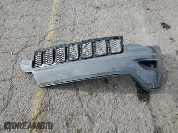 ✅ 2020 Jeep Grand Cherokee Altitude • VIN: 1C4RJFAG2LC257778 • Lot: 53754825. Listed on Copart with 97,595 mi. Free auction sales archive from the USA and detailed vehicle history report at DreamBid. Image 13.