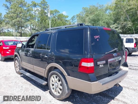 ✅ 2012 Ford Expedition XLT • VIN: 1FMJU1J55CEF66215 • Lot: 39332195. Listed on IAAI with Not provided. Free auction sales archive from the USA and detailed vehicle history report at DreamBid. Image 3.