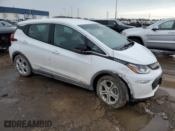 ✅ 2018 Chevrolet Bolt EV LT • VIN: 1G1FW6S04J4136627 • Lot: 47589635. Wystawiony na Copart z przebiegiem 37 978 mil. Bezpłatny archiwum sprzedaży aukcyjnych z USA i szczegółowy raport historii pojazdu na DreamBid. Zdjęcie 4.