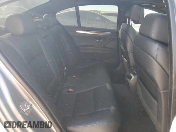 ✅ 2011 BMW 5 Series 535i xDrive • VIN: WBAFU7C57BC874214 • Lot: 90072705. Wystawiony na Copart z przebiegiem 185 085 mil. Bezpłatny archiwum sprzedaży aukcyjnych z USA i szczegółowy raport historii pojazdu na DreamBid. Zdjęcie 10.