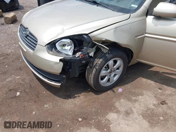 ✅ 2006 Hyundai Accent GLS • VIN: KMHCN46C26U037605 • Лот: 42431996. Опубликован ранее на IAAI с пробегом 86 128 миль. Бесплатный доступ к архиву аукционных продаж из США и подробный отчёт об истории автомобиля на DreamBid. Изображение 6.