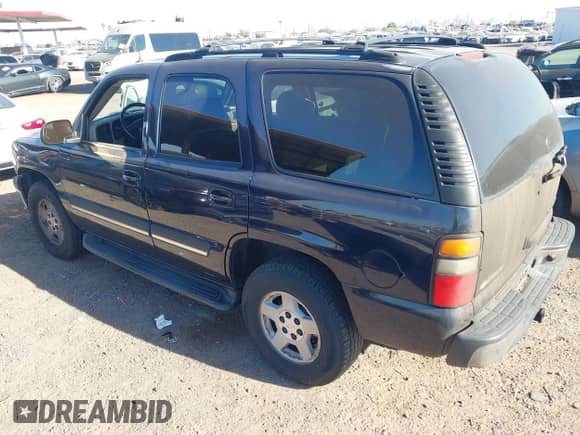 2005 Chevrolet Tahoe LS с VIN 1GNEC13T65J177203, выставлен на аукционе IAAI как лот 43589230 с пробегом 266 639 миль миль и . История ставок и продаж доступна на DreamBid. Изображение 3.