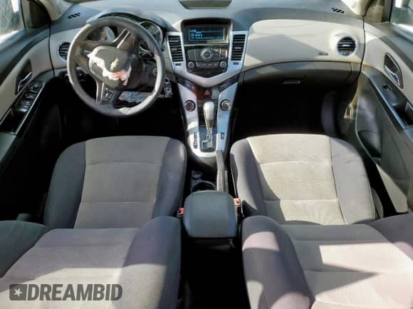 2012 Chevrolet Cruze LS с VIN 1G1PC5SH2C7247742, выставлен на аукционе Copart как лот 60889545 с пробегом 198 331 миль миль и Списание • Salvage title. История ставок и продаж доступна на DreamBid. Изображение 8.