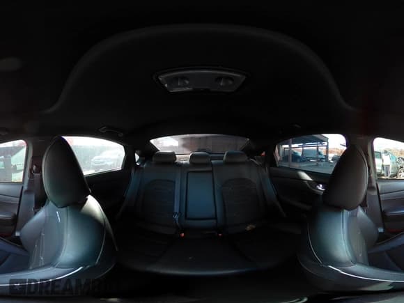 ✅ 2022 Kia Forte GT-Line • VIN: 3KPF54AD9NE477867 • Lot: 43608636. Wystawiony na IAAI z przebiegiem 32 347 mil. Bezpłatny archiwum sprzedaży aukcyjnych z USA i szczegółowy raport historii pojazdu na DreamBid. Zdjęcie 18.