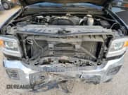 ✅ 2018 GMC Sierra 2500HD • VIN: 1GT12REG8JF167083 • Lot: 42046755. Wystawiony na Copart z przebiegiem 204 046 mil. Bezpłatny archiwum sprzedaży aukcyjnych z USA i szczegółowy raport historii pojazdu na DreamBid. Zdjęcie 12.