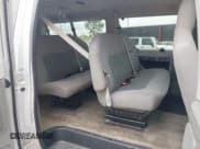 ✅ 2014 Ford Econoline Passenger XL • VIN: 1FBNE3BL4EDA15492 • Lot: 42400143. Wystawiony na IAAI z przebiegiem 91 566 mil. Bezpłatny archiwum sprzedaży aukcyjnych z USA i szczegółowy raport historii pojazdu na DreamBid. Zdjęcie 8.