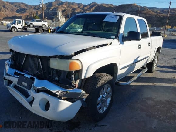 ✅ 2003 GMC Sierra 1500HD SLE • VIN: 1GTGK13U23F232310 • Lot: 41228151. Wystawiony na IAAI z przebiegiem 260 409 mil. Bezpłatny archiwum sprzedaży aukcyjnych z USA i szczegółowy raport historii pojazdu na DreamBid. Zdjęcie 17.