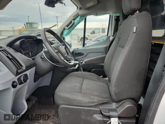 ✅ 2018 Ford Transit • VIN: 1FTYR1ZG9JKB28984 • Лот: 70345795. Опубликован ранее на Copart с пробегом Не указан. Бесплатный доступ к архиву аукционных продаж из США и подробный отчёт об истории автомобиля на DreamBid. Изображение 7.