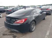 ✅ 2014 Hyundai Genesis Coupe Premium • VIN: KMHHT6KDXEU116203 • Lot: 42708363. Wystawiony na IAAI z przebiegiem 74 099 mil. Bezpłatny archiwum sprzedaży aukcyjnych z USA i szczegółowy raport historii pojazdu na DreamBid. Zdjęcie 4.