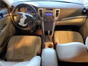 ✅ 2010 Hyundai Sonata GLS • VIN: 5NPET4AC3AH614221 • Лот: 88442845. Опубликован ранее на Copart с пробегом 138 151 миль. Бесплатный доступ к архиву аукционных продаж из США и подробный отчёт об истории автомобиля на DreamBid. Изображение 8.