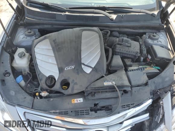 ✅ 2013 Hyundai Azera • VIN: KMHFG4JG3DA288357 • Лот: 67233085. Опубликован ранее на Copart с пробегом 174 588 миль. Бесплатный доступ к архиву аукционных продаж из США и подробный отчёт об истории автомобиля на DreamBid. Изображение 11.