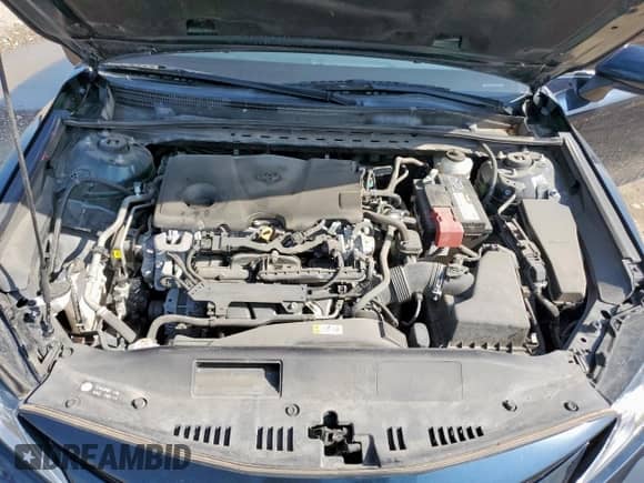 2021 Toyota Camry LE z VIN 4T1C11AK2MU463820, wystawiony jako Copart lot #70755185 z przebiegiem 88 465 mil mil oraz Szkoda całkowita • Salvage title. Historia ofert i sprzedaży dostępna na DreamBid. Obrazek 11.