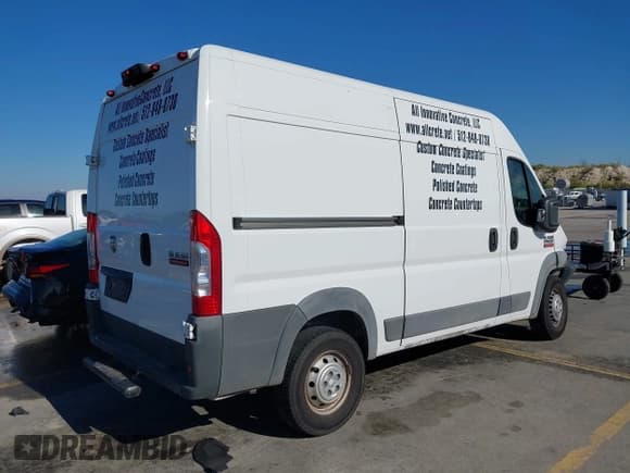 ✅ 2017 Ram ProMaster Cargo • VIN: 3C6TRVCG7HE521171 • Lot: 43801847. Wystawiony na IAAI z przebiegiem 159 562 mil. Bezpłatny archiwum sprzedaży aukcyjnych z USA i szczegółowy raport historii pojazdu na DreamBid. Zdjęcie 4.