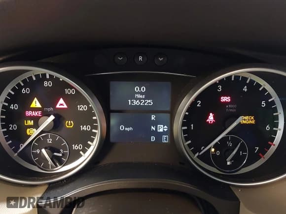 ✅ 2011 Mercedes-Benz R 350 • VIN: 4JGCB6FE0BA119916 • Lot: 42553464. Listed on IAAI with 149,201 mi. Free auction sales archive from the USA and detailed vehicle history report at DreamBid. Image 7.