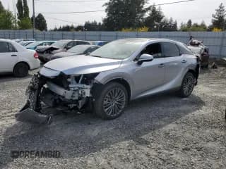 ✅ 2024 Lexus RX 450h+ Luxury • VIN: JTJCJMGA9R2010329 • Lot: 48578425. Wystawiony na Copart z przebiegiem 12 275 mil. Bezpłatny archiwum sprzedaży aukcyjnych z USA i szczegółowy raport historii pojazdu na DreamBid. Zdjęcie 1.