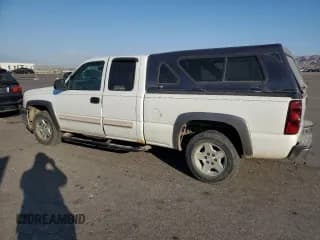 ✅ 2005 Chevrolet Silverado 1500 Z71 • VIN: 1GCEK19B15Z352310 • Лот: 69830384. Опубликован ранее на Copart с пробегом 203 858 миль. Бесплатный доступ к архиву аукционных продаж из США и подробный отчёт об истории автомобиля на DreamBid. Изображение 2.