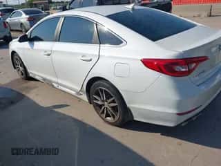 2017 Hyundai Sonata Sport z VIN 5NPE34ABXHH478834, wystawiony jako IAAI lot #43249825 z przebiegiem 85 954 mil mil oraz . Historia ofert i sprzedaży dostępna na DreamBid. Obrazek 3.