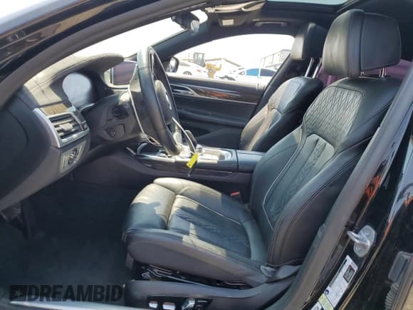 ✅ 2020 BMW 7 Series 740i • VIN: WBA7T2C03LGF96925 • Lot: 68697595. Listed on Copart with 13,349 mi. Free auction sales archive from the USA and detailed vehicle history report at DreamBid. Image 7.