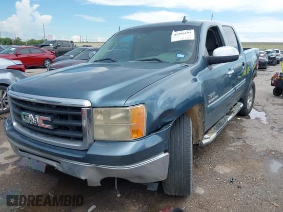 ✅ 2011 GMC Sierra 1500 SLE • VIN: 3GTP1VE09BG155565 • Lot: 42995153. Wystawiony na IAAI z przebiegiem 237 471 mil. Bezpłatny archiwum sprzedaży aukcyjnych z USA i szczegółowy raport historii pojazdu na DreamBid. Zdjęcie 17.