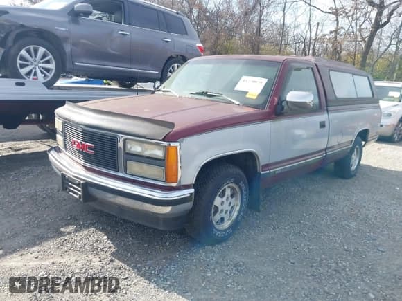 ✅ 1993 GMC Sierra 1500 Work Truck • VIN: 1GTEC14Z0PE506341 • Lot: 43770078. Listed on IAAI with 125,736 mi. Free auction sales archive from the USA and detailed vehicle history report at DreamBid. Image 2.