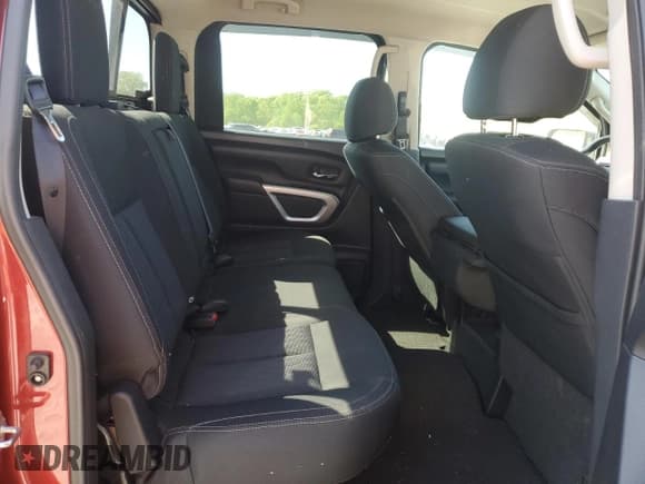 ✅ 2017 Nissan Titan S • VIN: 1N6AA1EJ3HN541144 • Lot: 52981515. Wystawiony na Copart z przebiegiem 109 721 mil. Bezpłatny archiwum sprzedaży aukcyjnych z USA i szczegółowy raport historii pojazdu na DreamBid. Zdjęcie 10.