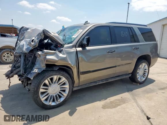 ✅ 2018 Cadillac Escalade Premium Luxury • VIN: 1GYS4CKJ1JR140117 • Lot: 67259205. Wystawiony na Copart z przebiegiem 120 596 mil. Bezpłatny archiwum sprzedaży aukcyjnych z USA i szczegółowy raport historii pojazdu na DreamBid. Zdjęcie 1.