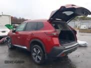 ✅ 2023 Nissan Rogue SL • VIN: 5N1BT3CB9PC910328 • Lot: 43650962. Wystawiony na IAAI z przebiegiem 9 845 mil. Bezpłatny archiwum sprzedaży aukcyjnych z USA i szczegółowy raport historii pojazdu na DreamBid. Zdjęcie 3.