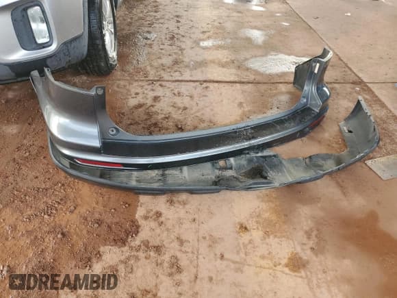 ✅ 2011 Honda CR-V SE • VIN: 5J6RE4H42BL013741 • Lot: 93064765. Listed on Copart with 164,070 mi. Free auction sales archive from the USA and detailed vehicle history report at DreamBid. Image 12.