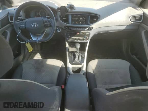 2018 Hyundai Ioniq SEL с VIN KMHC75LC8JU077507, выставлен на аукционе Copart как лот 72472544 с пробегом 119 773 миль миль и Списание • Salvage title. История ставок и продаж доступна на DreamBid. Изображение 8.