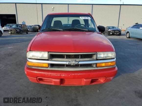 ✅ 2001 Chevrolet S-10 LS • VIN: 1GCCS195018242043 • Lot: 91128185. Listed on Copart with 61,374 mi. Free auction sales archive from the USA and detailed vehicle history report at DreamBid. Image 5.