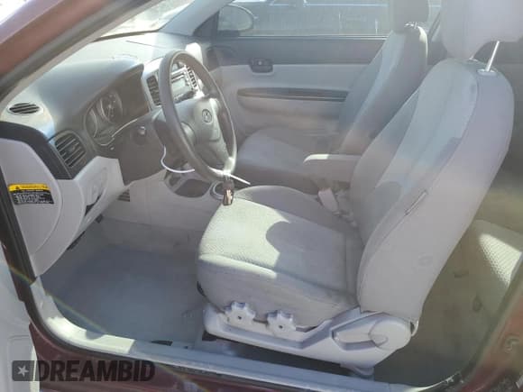 ✅ 2007 Hyundai Accent SE • VIN: KMHCN36C37U037995 • Lot: 51605085. Listed on Copart with 141,579 mi. Free auction sales archive from the USA and detailed vehicle history report at DreamBid. Image 7.