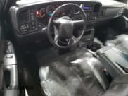 ✅ 2001 Chevrolet Silverado 2500HD LS • VIN: 1GCHK29U01E261048 • Лот: 71836145. Опубликован ранее на Copart с пробегом 94 197 миль. Бесплатный доступ к архиву аукционных продаж из США и подробный отчёт об истории автомобиля на DreamBid. Изображение 8.