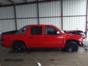 ✅ 2010 Chevrolet Avalanche LS • VIN: 3GNNCEE03AG105669 • Lot: 42196345. Wystawiony na IAAI z przebiegiem 135 364 mil. Bezpłatny archiwum sprzedaży aukcyjnych z USA i szczegółowy raport historii pojazdu na DreamBid. Zdjęcie 13.